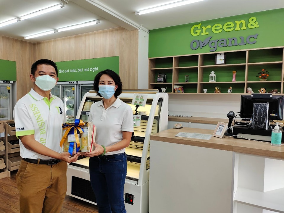 ร่วมแสดงความยินดีงาน Grand Opening ร้านผัก ออร์แกนิค อาหารเพื่อสุขภาพ ทางเลือกใหม่” Green & Organic “