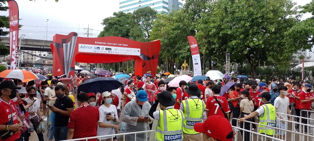 เปิดศึกวันแดงเดือด THE MATCH Bangkok Century Cup 2022